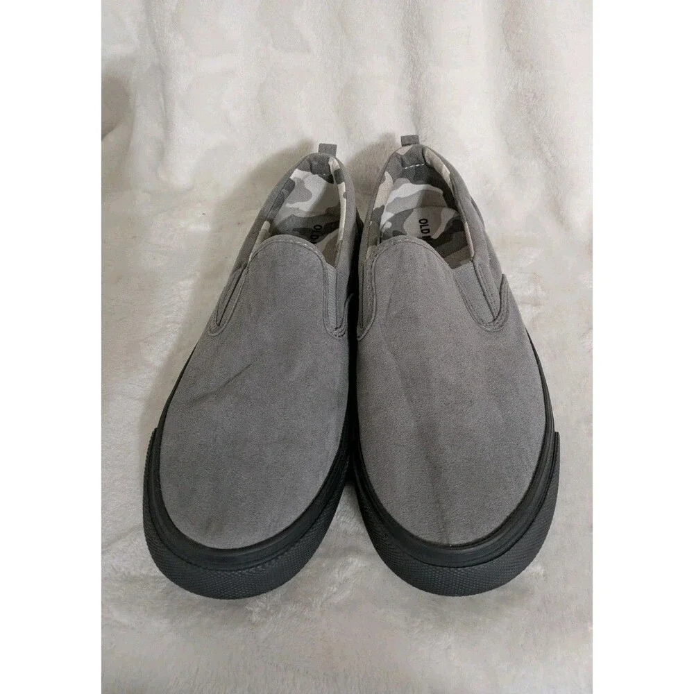 Youth Boy's Old Navy Slip On Sneakers - Size 6
